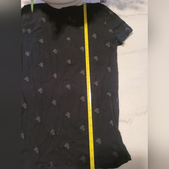 PINK Victoria's Secret Black Monogram Short Sleeve Tee Size Small - Picture 3 of 6